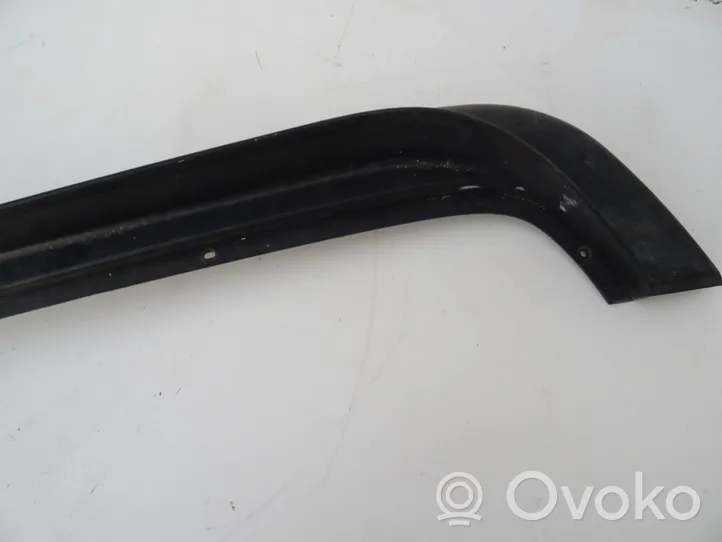 Mercedes-Benz Actros Moulure de porte avant 9436980362