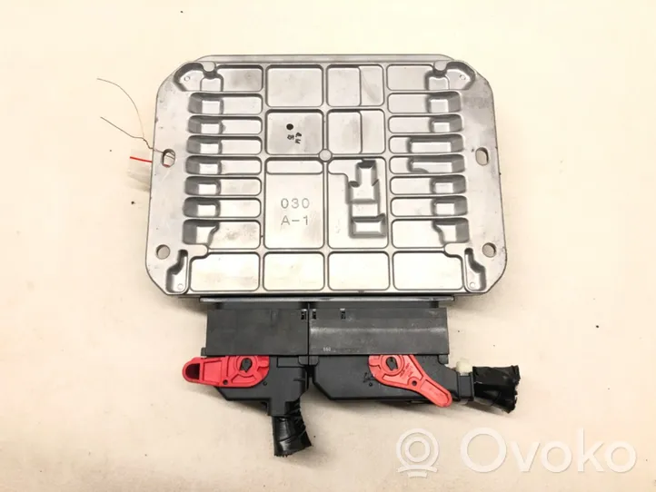 Subaru Forester SH Centralina/modulo motore ECU 275700-0101