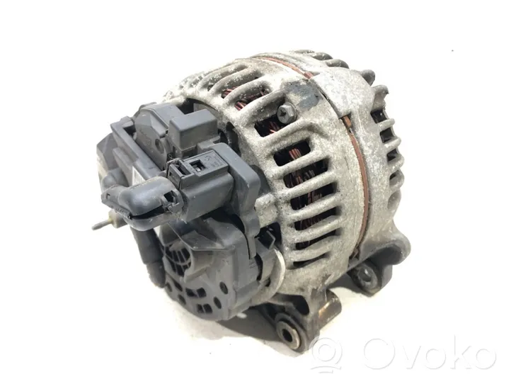 Volkswagen PASSAT B6 Generatore/alternatore 03C903023A