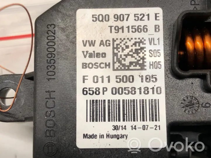 Volkswagen Golf VII Pečiuko ventiliatoriaus reostatas (reustatas) 5Q0907521E