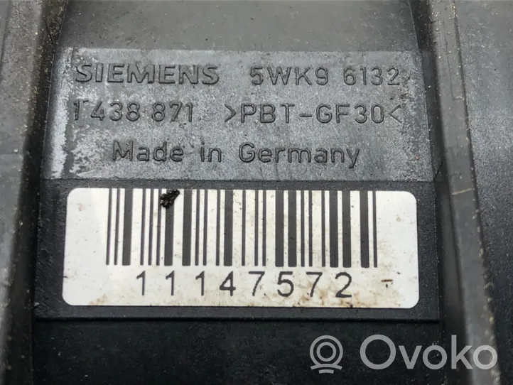 BMW X5 E53 Измеритель потока воздуха 1438871