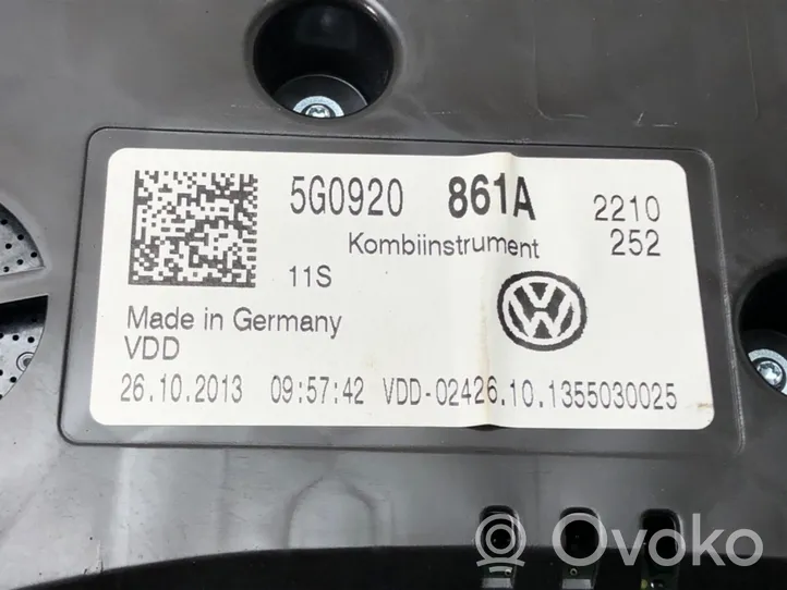 Volkswagen Golf VII Licznik / Prędkościomierz 5G0920861A