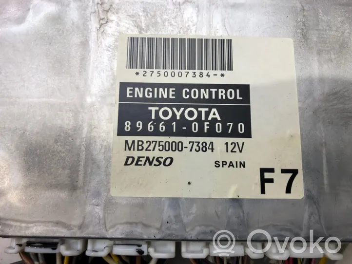 Toyota Corolla E120 E130 Komputer / Sterownik ECU silnika 89661-0F070