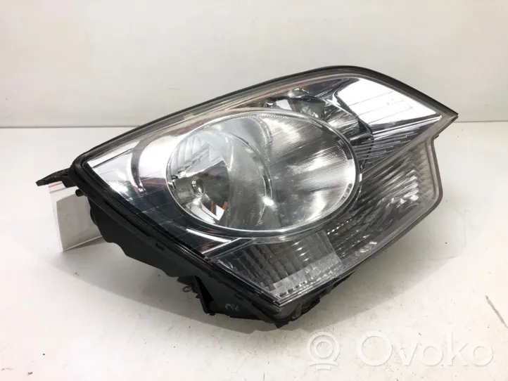 Opel Antara Lampa przednia 