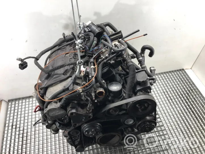 Mercedes-Benz Vito Viano W639 Silnik / Komplet 646010