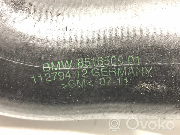 BMW 5 F10 F11 Wąż / Rura intercoolera 8516509