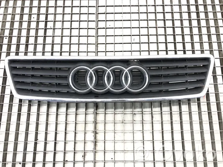 Audi A6 Allroad C5 Priekšējais režģis 4B0853651A