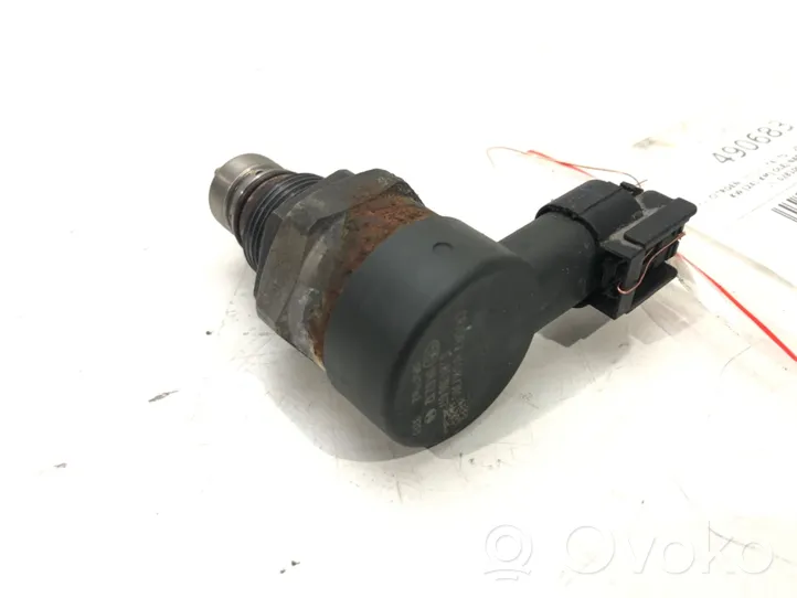 Citroen C6 Fuel pressure sensor 0281006017