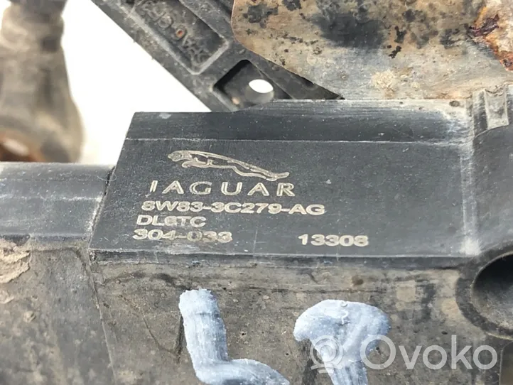 Jaguar XF Augstuma sensors (priekšējo lukturu) 8W83-3C279-AG