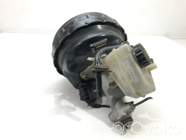 Mercedes-Benz C AMG W203 Brake booster A0054303830