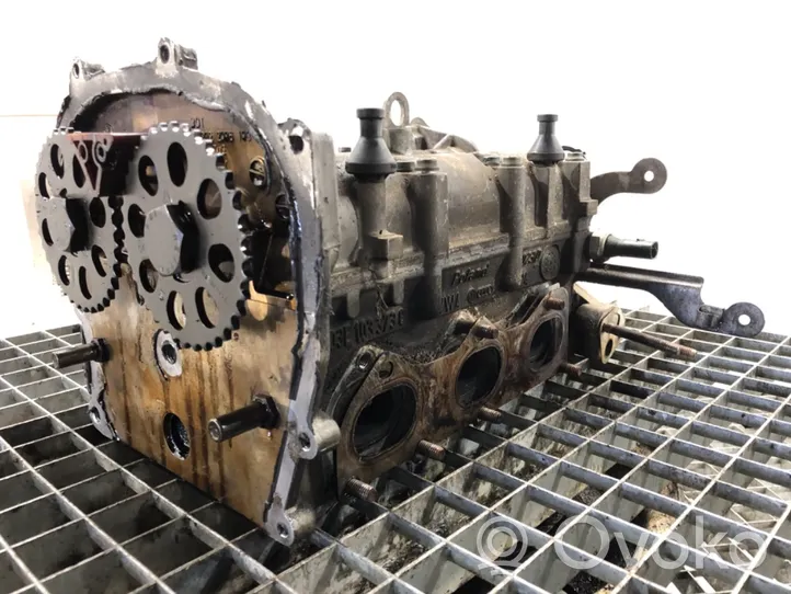 Volkswagen Polo IV 9N3 Engine head 