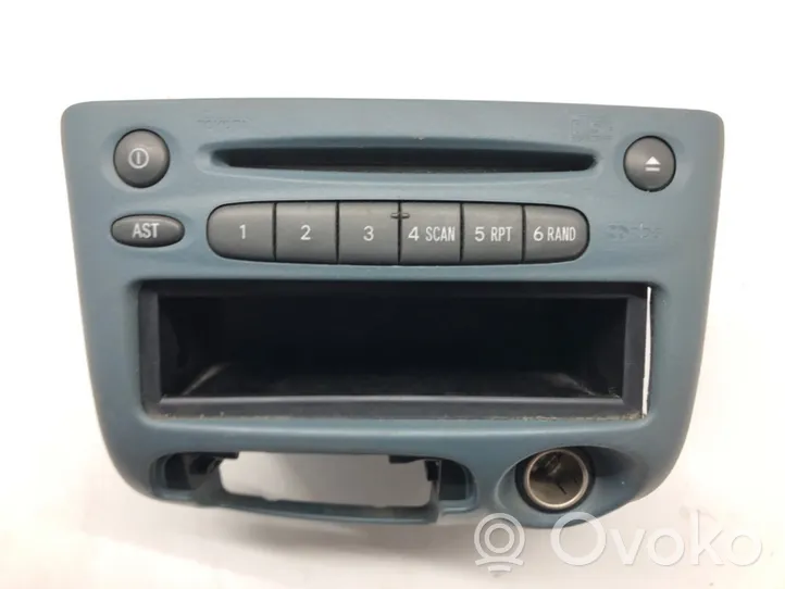 Toyota Yaris Radio/CD/DVD/GPS-pääyksikkö 86120-52030