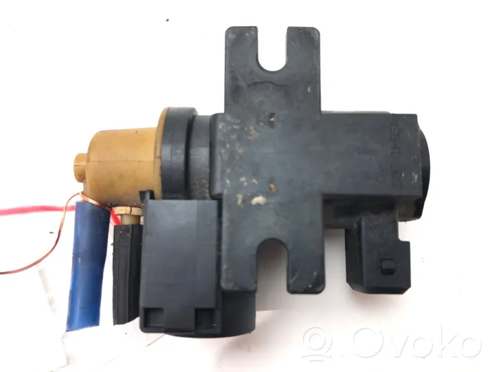 BMW X6 E71 Regulator ciśnienia paliwa 700887190