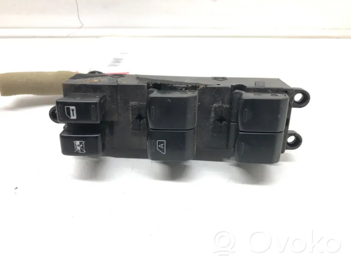 Subaru Legacy Interruptor del elevalunas eléctrico 157525