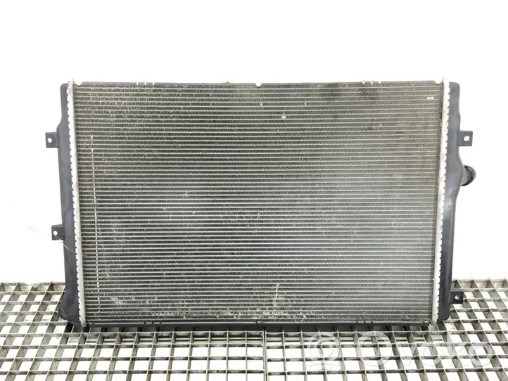 Volkswagen Golf VI Radiateur de refroidissement 1K0121251EH