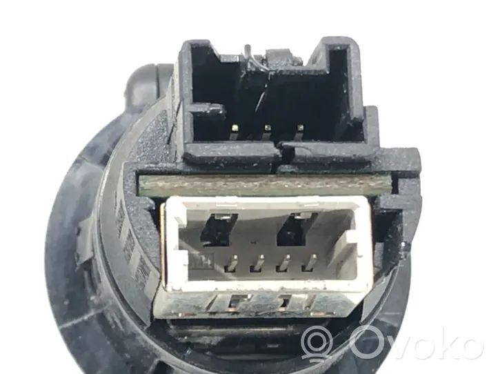 Peugeot 508 USB socket connector 96645227XT