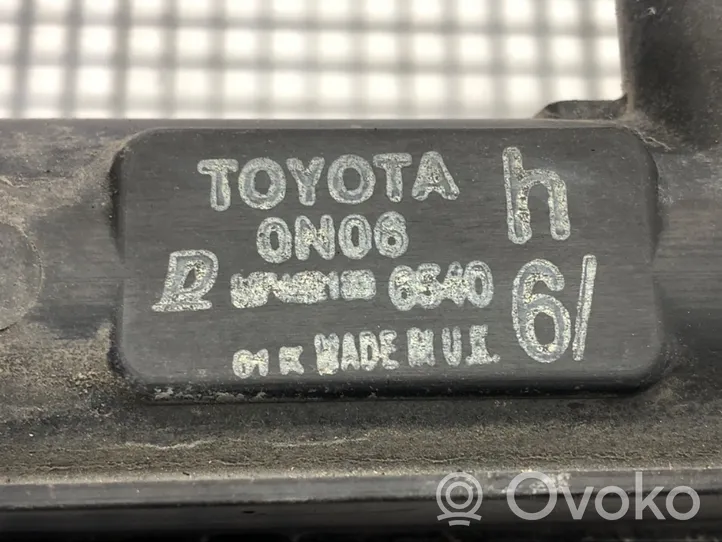 Toyota Auris 150 Jäähdyttimen lauhdutin 
