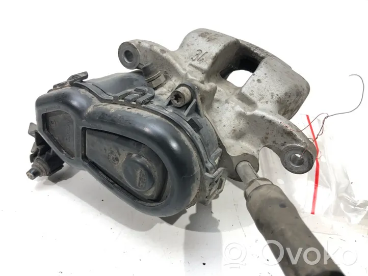 Mercedes-Benz CLA C117 X117 W117 Caliper del freno trasero 