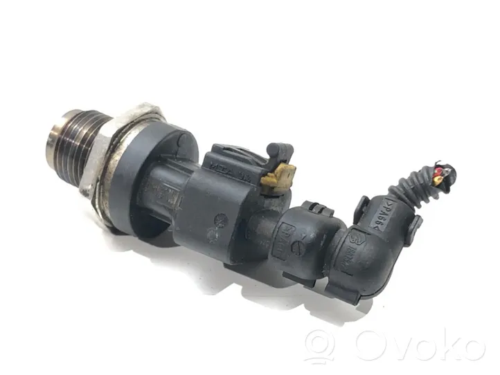 Opel Zafira B Capteur de pression de carburant 0281002706