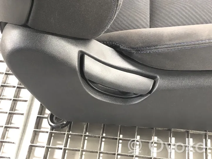 Hyundai Elantra Siège passager avant 