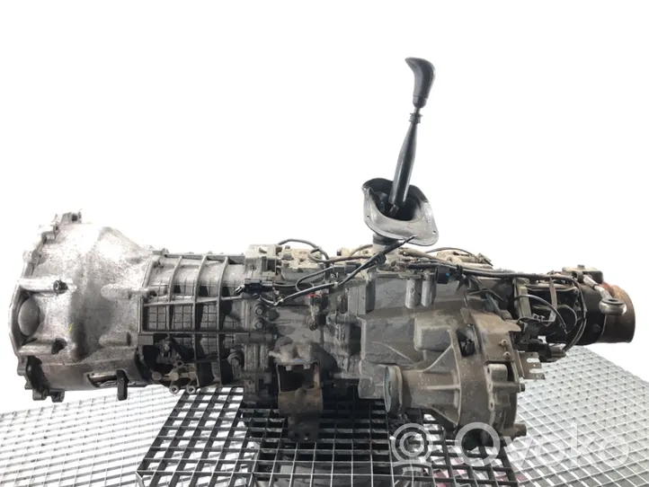 Mitsubishi Pajero Manual 5 speed gearbox 