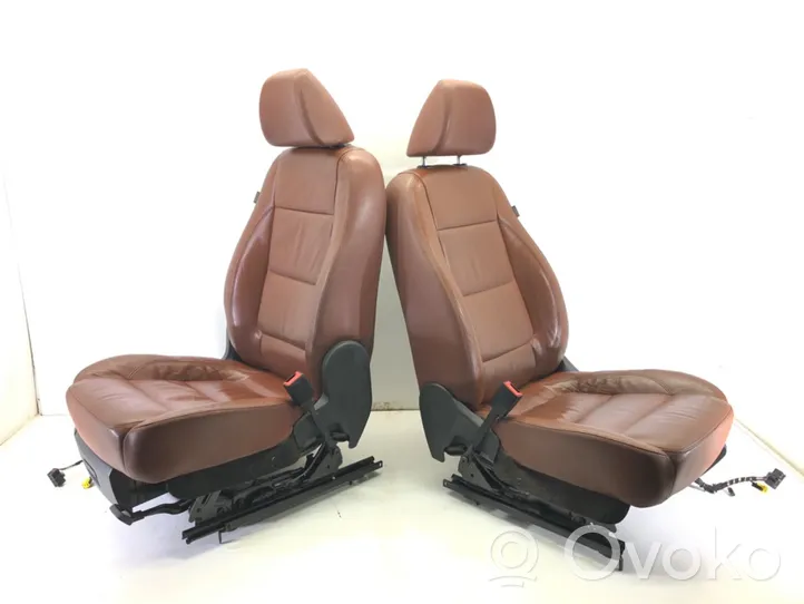 Volkswagen Tiguan Seat and door cards trim set 