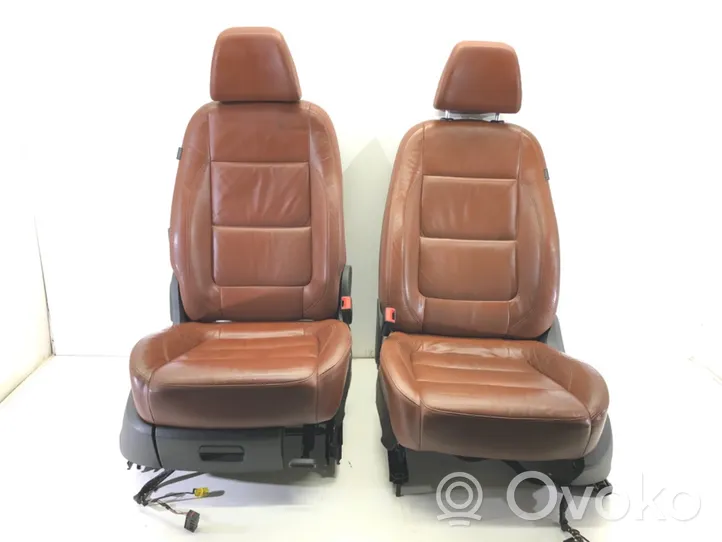 Volkswagen Tiguan Seat and door cards trim set 