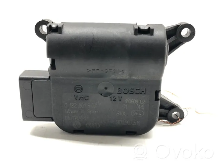 Volkswagen PASSAT CC Air flap motor/actuator 3C0907511