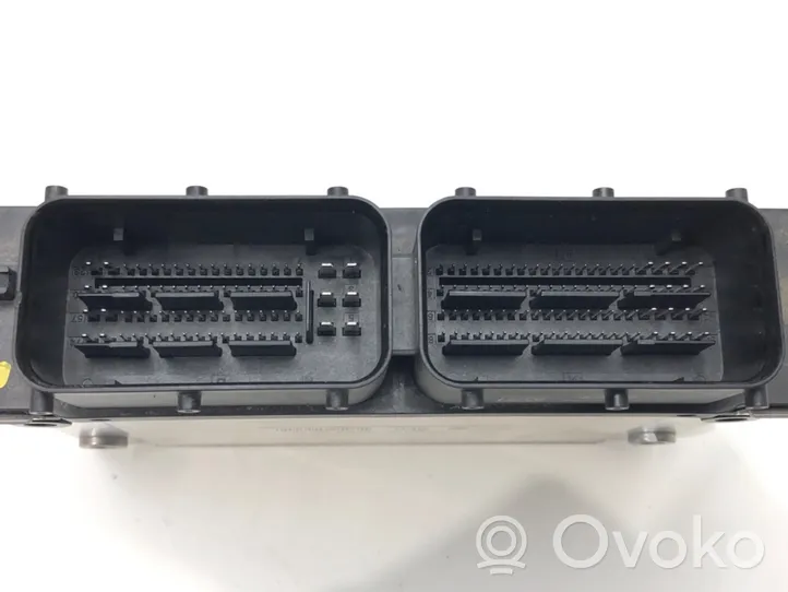 Hyundai i30 Centralina/modulo motore ECU 39199-08030