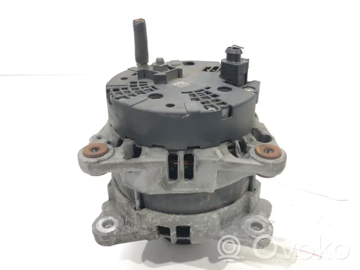 Audi A5 8T 8F Lichtmaschine 03L903017