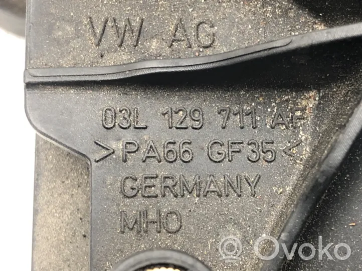 Audi A5 8T 8F Ieplūdes kolektors 03L129711AF