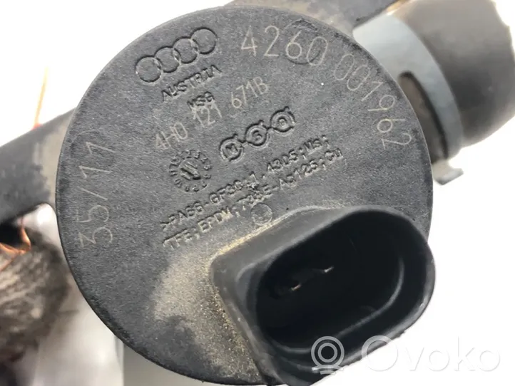 Audi A5 8T 8F Zawór sterujący płynu chłodzącego 4H0121671B