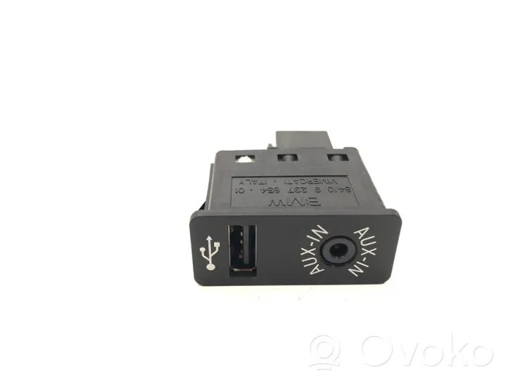 BMW 7 F01 F02 F03 F04 Connecteur/prise USB 9237654