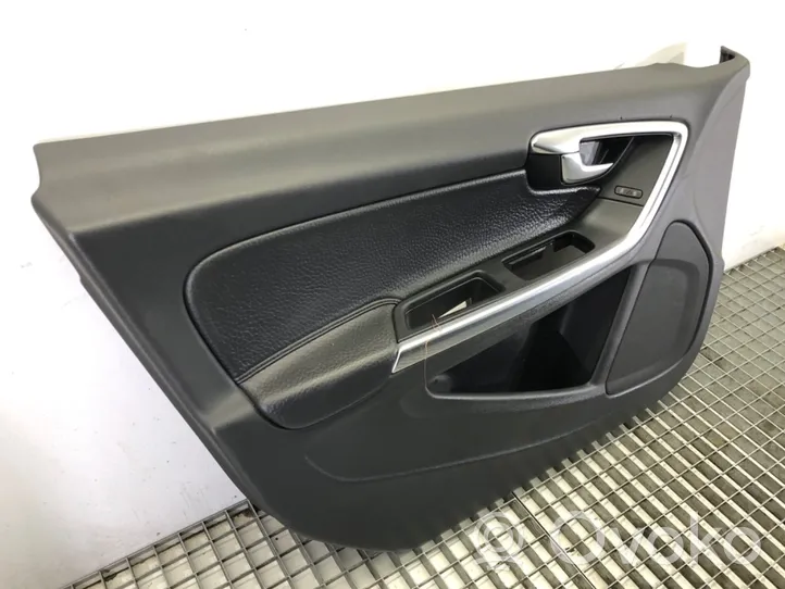 Volvo S60 Rivestimento del pannello della portiera anteriore 