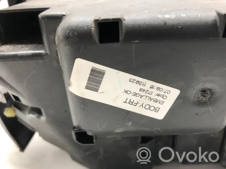 Opel Meriva B Skrzynka bezpieczników / Komplet 
