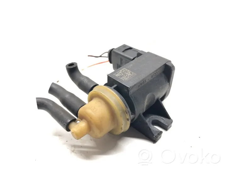 Volkswagen Golf VII Fuel pressure regulator 1K0906627B