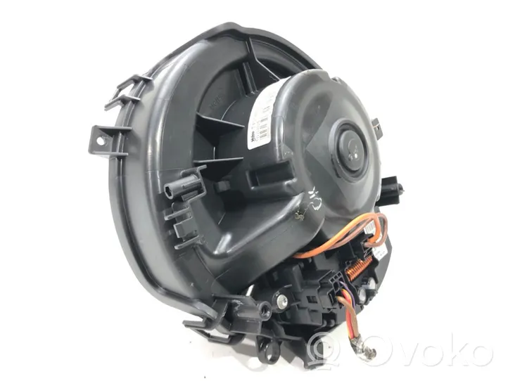 Volkswagen Golf VII Ventola riscaldamento/ventilatore abitacolo 5Q0907521D