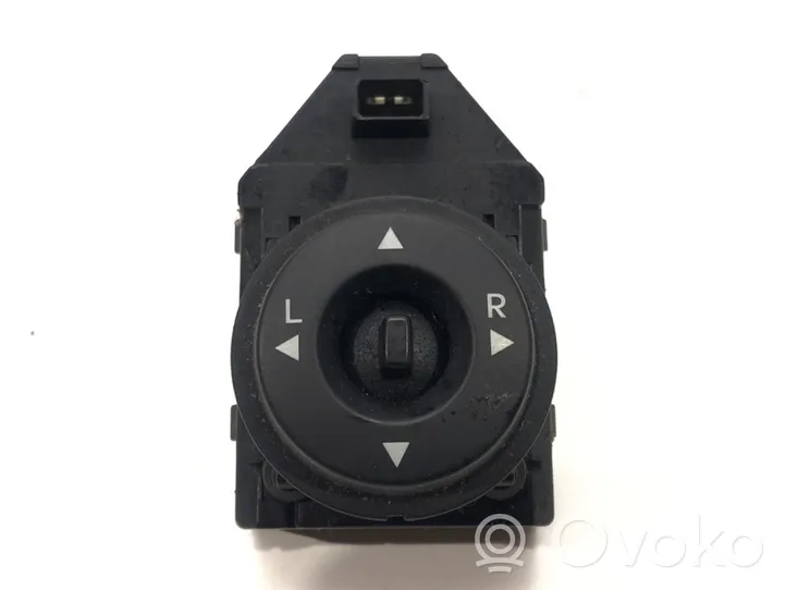 KIA Venga Wing mirror switch 457480