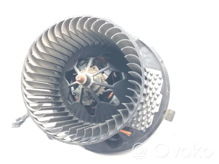 Audi Q3 8U Ventola riscaldamento/ventilatore abitacolo 