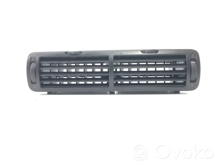 Volkswagen PASSAT B5.5 Copertura griglia di ventilazione laterale cruscotto 3B0819728D