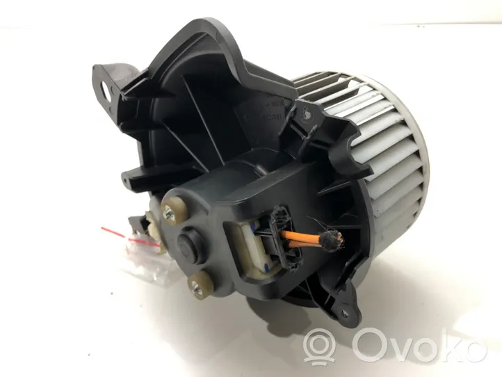 Opel Corsa D Pečiuko ventiliatorius/ putikas 13335075