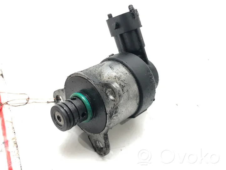 Citroen C4 I Regolatore di pressione del carburante 0928400607