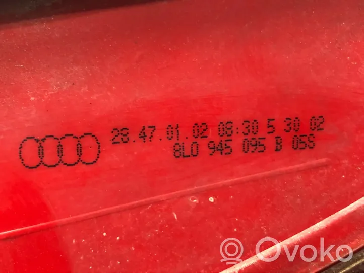 Audi A3 S3 8L Galinis žibintas kėbule 