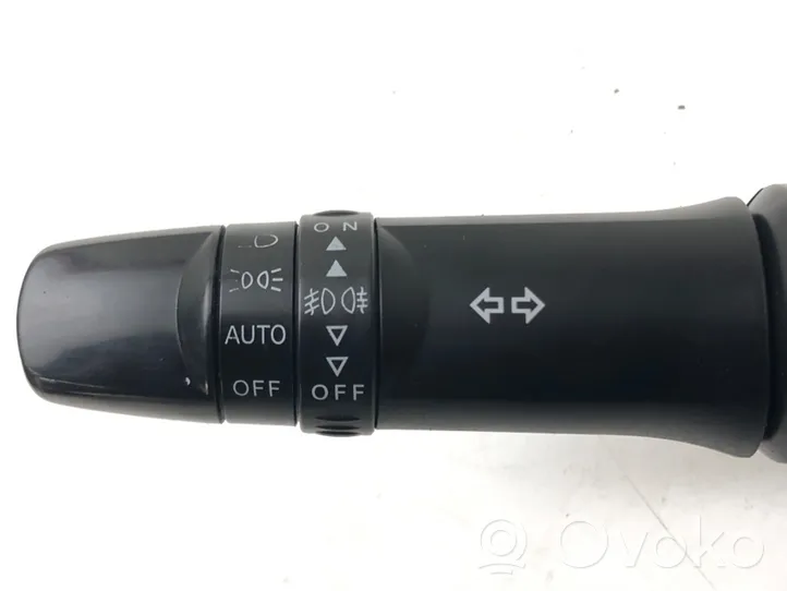 Mitsubishi Outlander Wiper turn signal indicator stalk/switch 8600A324