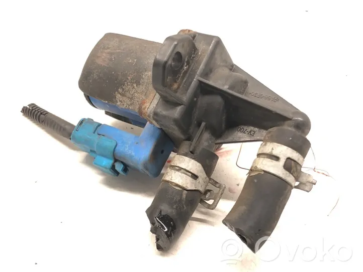 Ford Focus C-MAX Coolant heater control valve 3M5H-6C534-BB