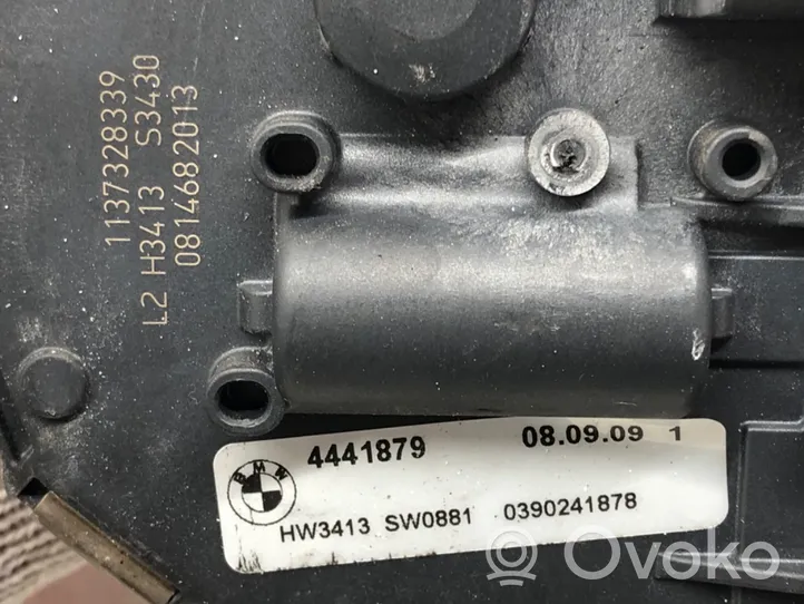 BMW 7 F01 F02 F03 F04 Mechanizm i silniczek wycieraczek szyby przedniej / czołowej 4441879