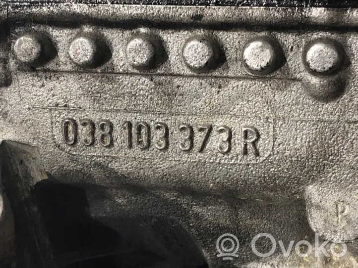 Volkswagen PASSAT B5.5 Engine head 038103373R