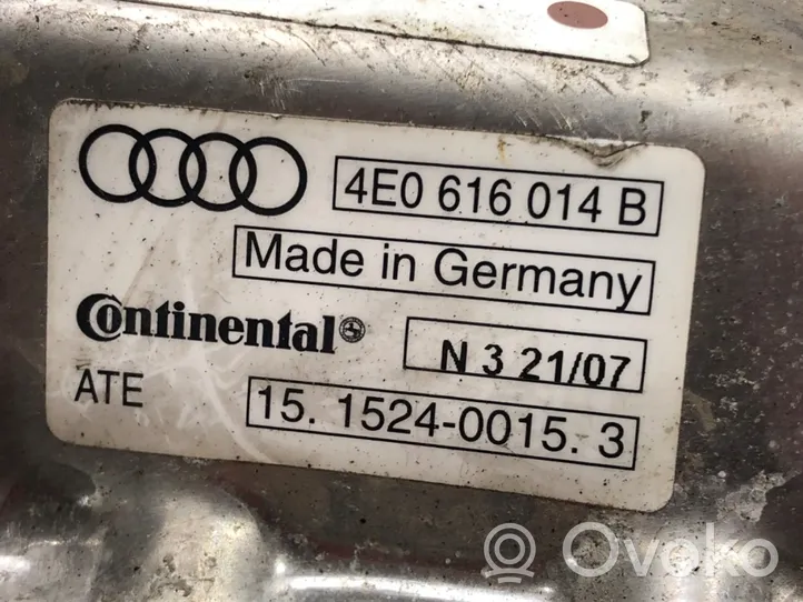 Audi A8 S8 D3 4E Autres pièces 4E0616014B