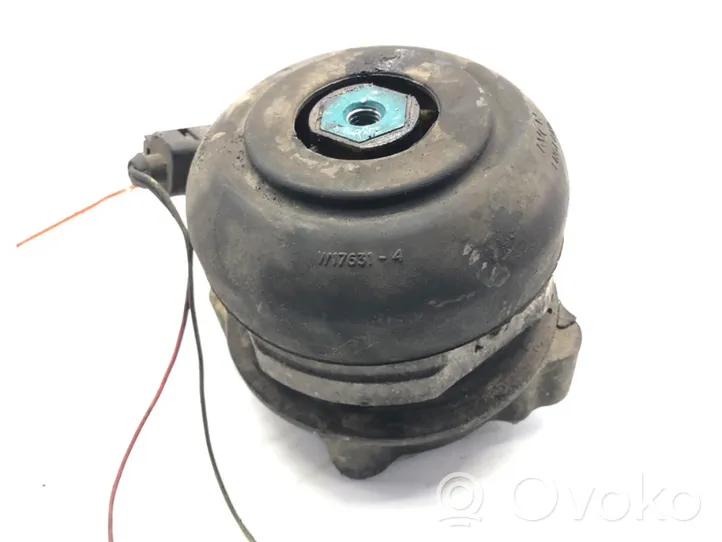 Audi A8 S8 D3 4E Electrovanne soupape de dépression 4E0199381