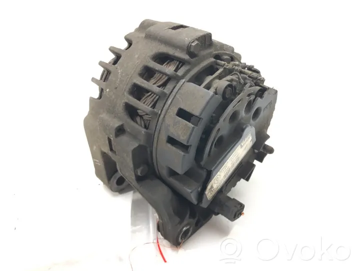 Renault Clio II Generatore/alternatore 7700437090